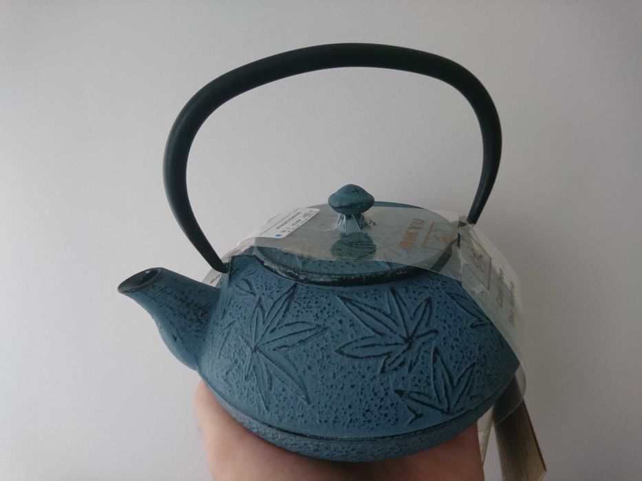 Rikyu Japoński czajnik żeliwny na prezent NOWY! z metką retro dzbanek