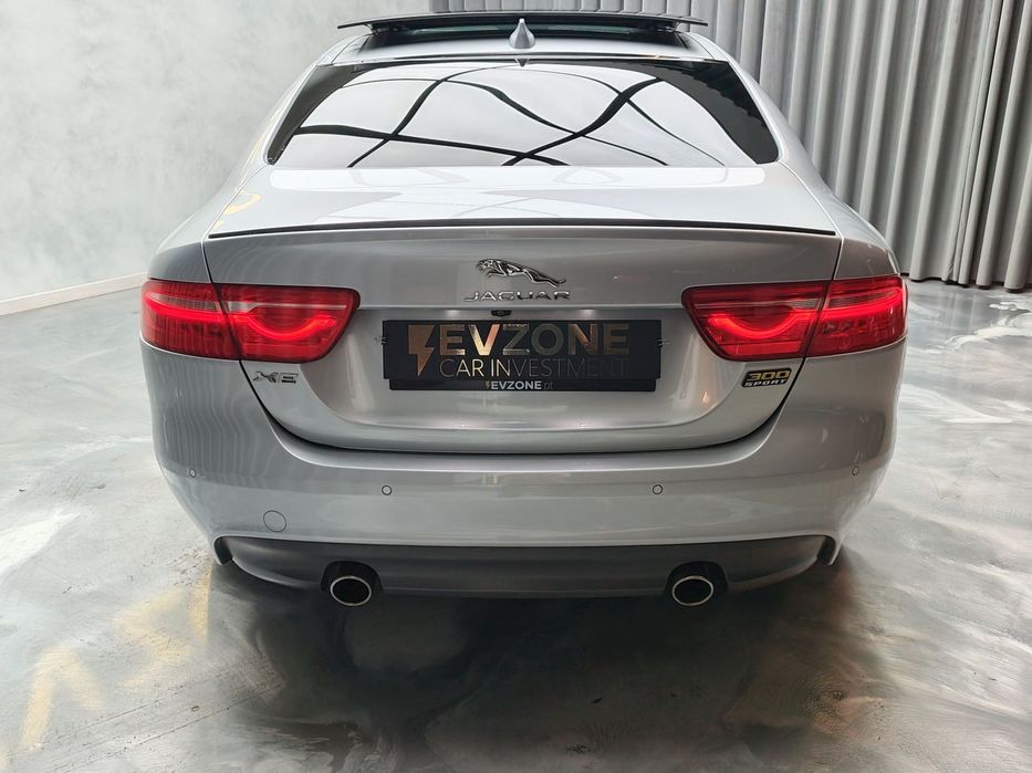 Jaguar XE P300 AWD Aut. Sport
