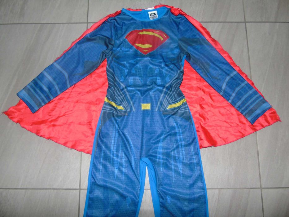 strój Superman 7-8 lat