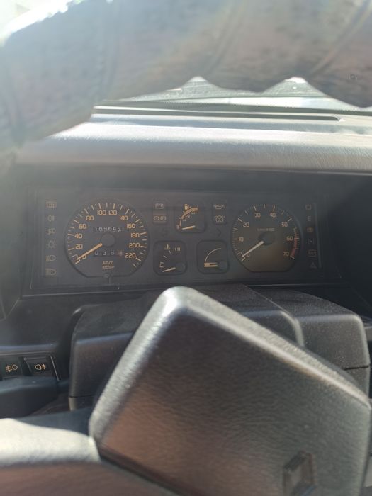 Vendo Renault 19 Chamade  1.4