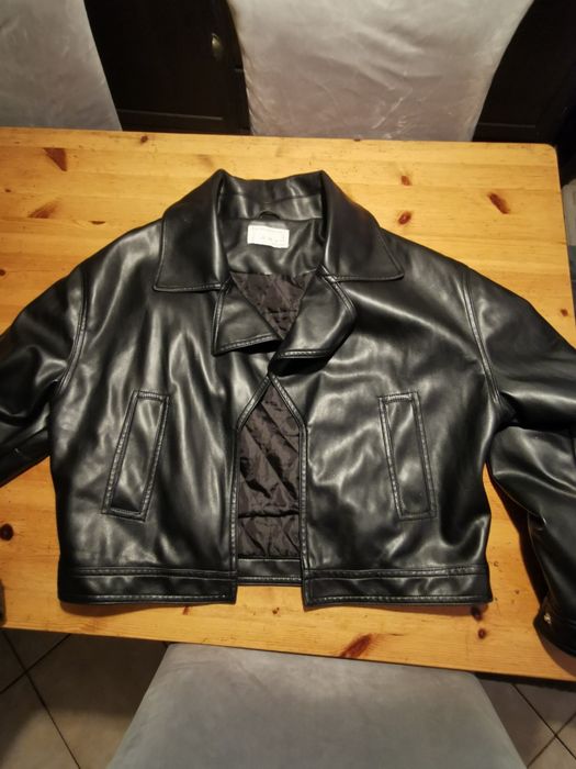 Kurtka że sztucznej skóry