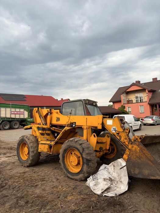 Sprzedam ładowarke JCB 525