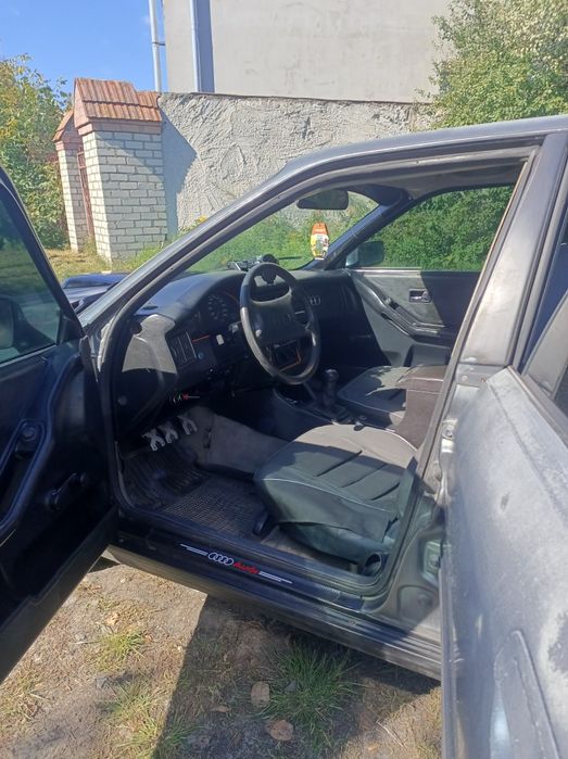 Терміново продам  Audi 80 b3 1.8