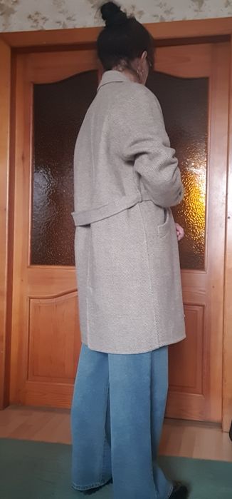 Вовняне пальто без підклади