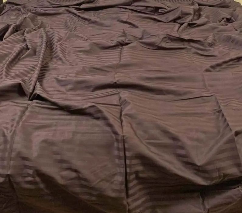 Простынь на резинке постельное белье постільна білизна