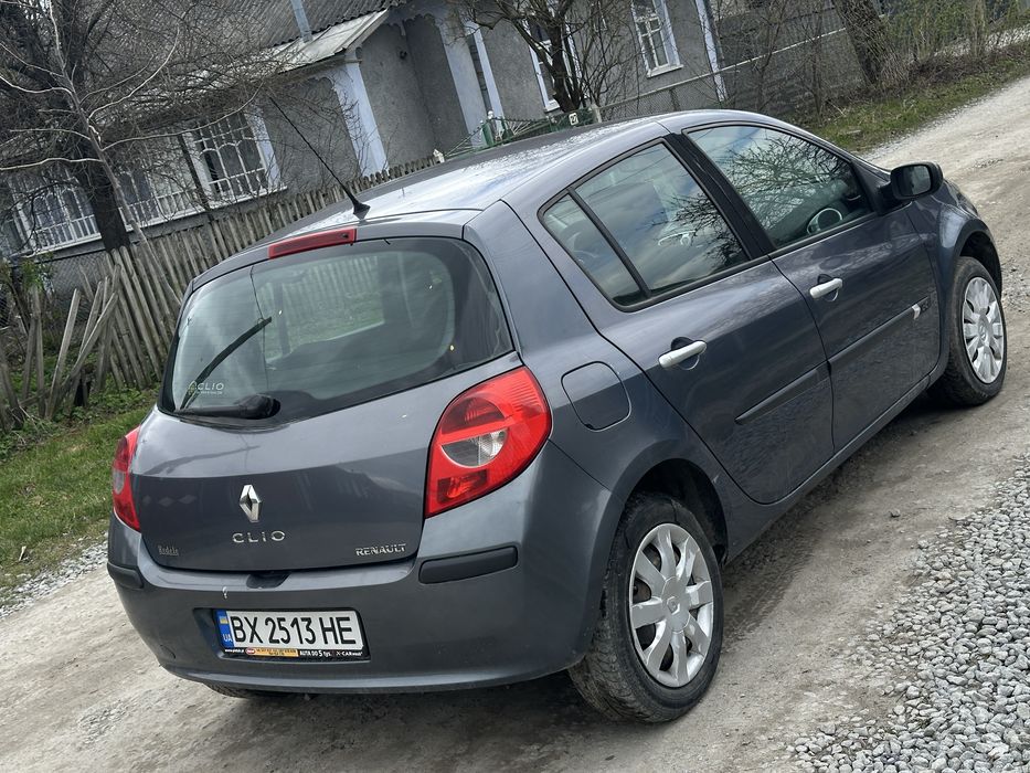 Продам Renault clio 2006
