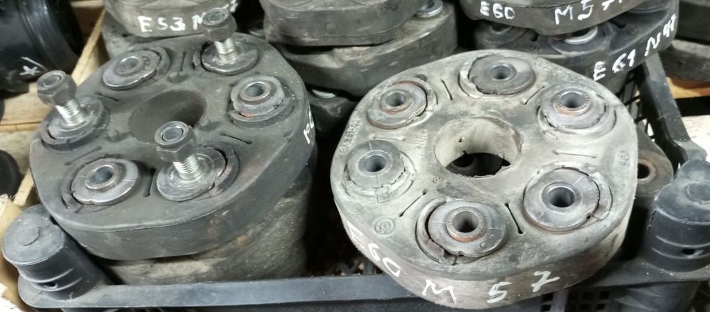 Еластична муфта БМВ. Муфта кардана BMW E53 E60 E65 E70 F10 F01 F30