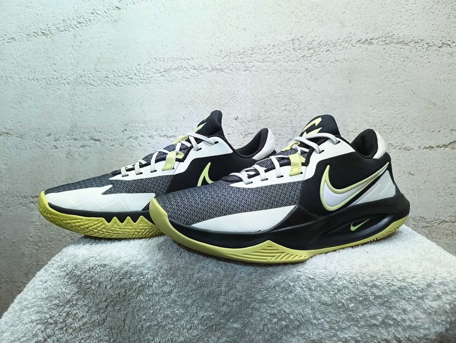 Męskie sneakersy NIKE PRECISION VI r.42 stan bardzo dobry