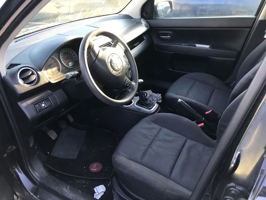 Mazda 2 1.2cc 5P 2007 - Para Peças
