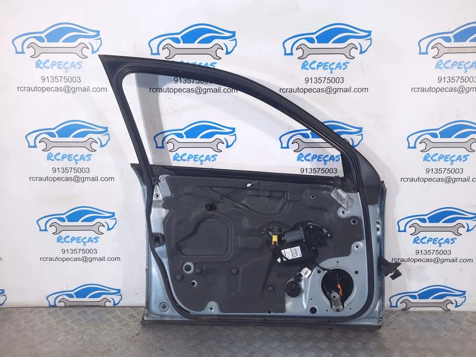 PORTA FRENTE FRONTAL ESQUERDA AUDI A4 B7 S LINE 8E0831051L 8E0831051