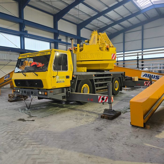 Usługi dźwigowe dźwig wynajem niskopodwozie Jasło Krosno Gorlice