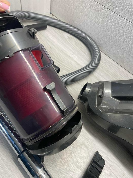 Odkurzacz bezworkowy Akitas C6 800 W mocny