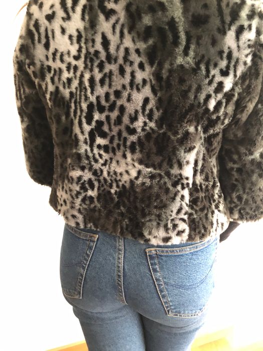 Casaco de Pelo Preto e Cinza