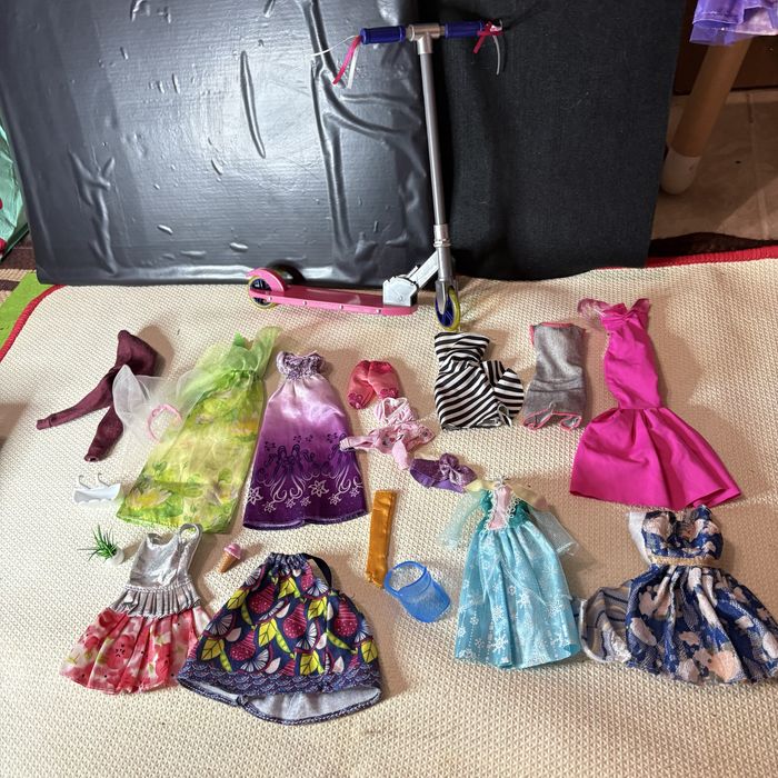 коллекция одежды и аксессуаров для кукол