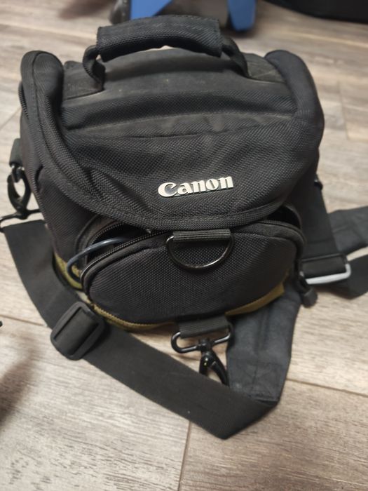 Canon Eos 1000d .