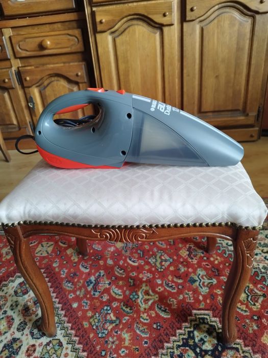 Odkurzacz samochodowy Black & Decker 12V do samochodu do mebli