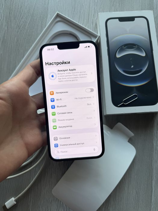 iPhone 16e 128 gb фізична SIM, неверлок, стан нового