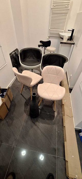 Sprzedam krzesła/fotele z salonu kosmetycznego – do renowacji