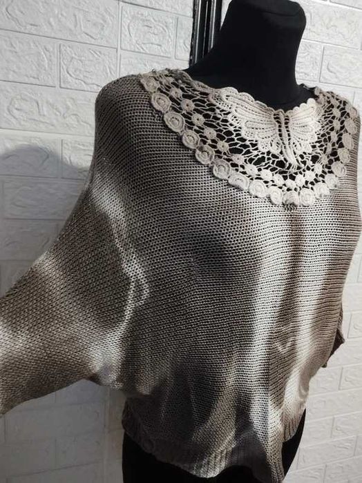 Sweter nietoperz rozmiar m cena 20 zł