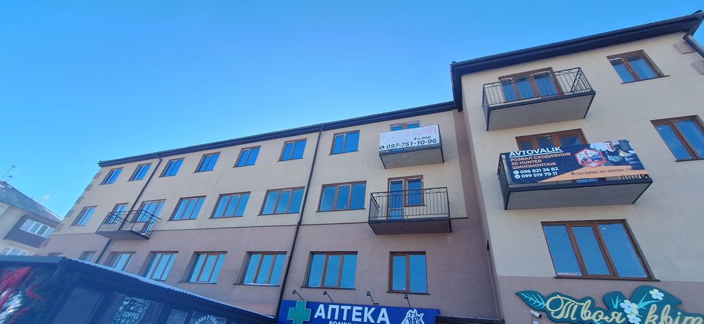2х поверхова квартира в центрі Старої Вижівки