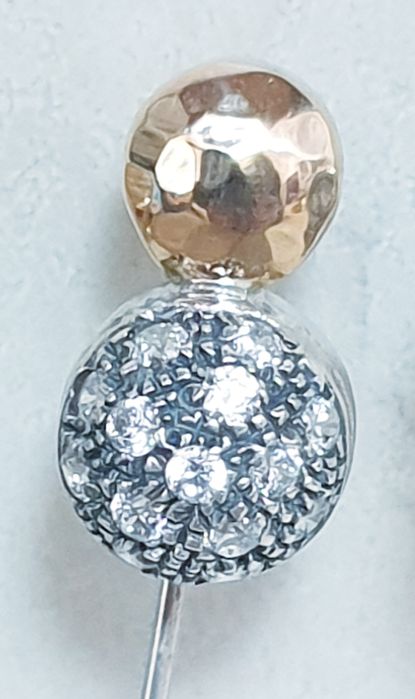 Maravilhosos antigos alfinetes de lapela - preços individuais