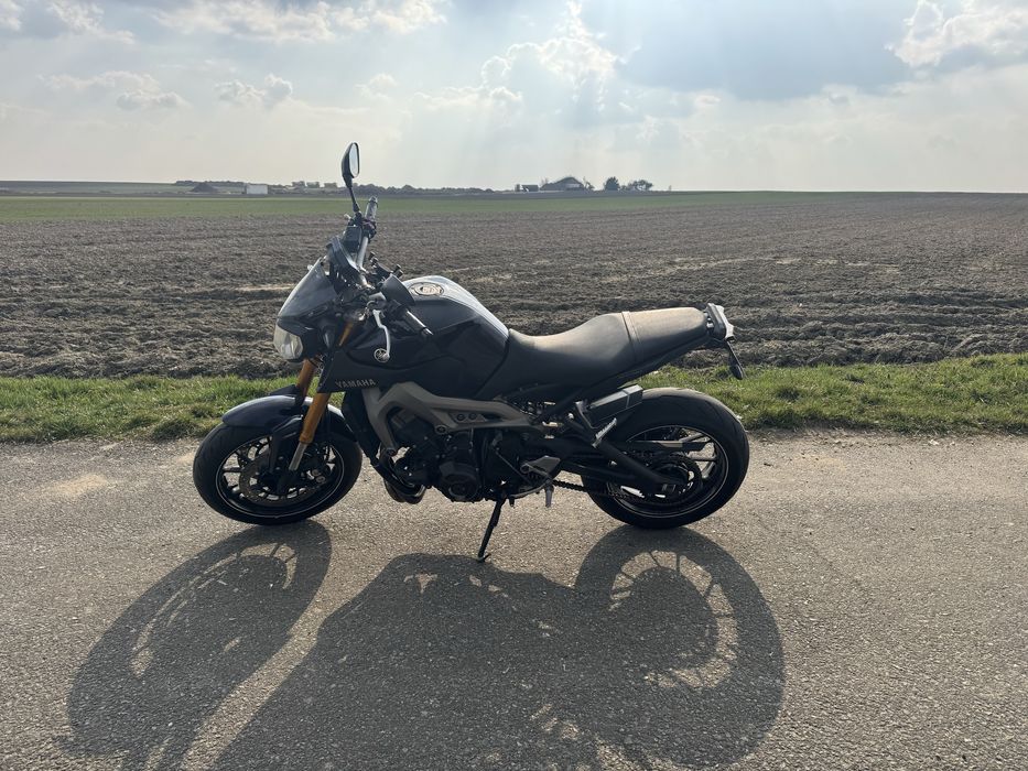 Yamaha MT09 2014r ixil
