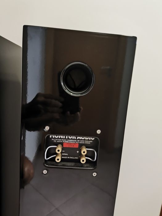 Colunas Monitor Audio Studio 20