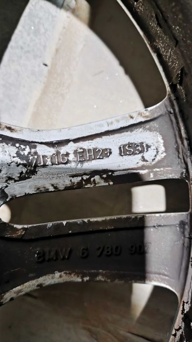 Jantes Originais BMW 16" com Pneus 5X120