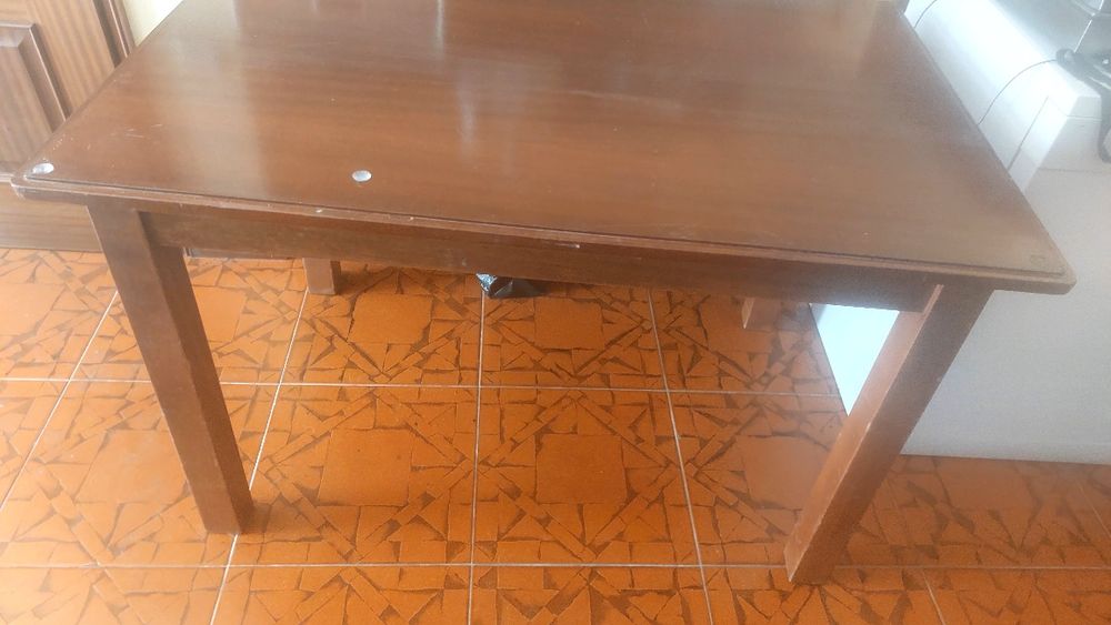 Vendo mesa madeira maciça mogno