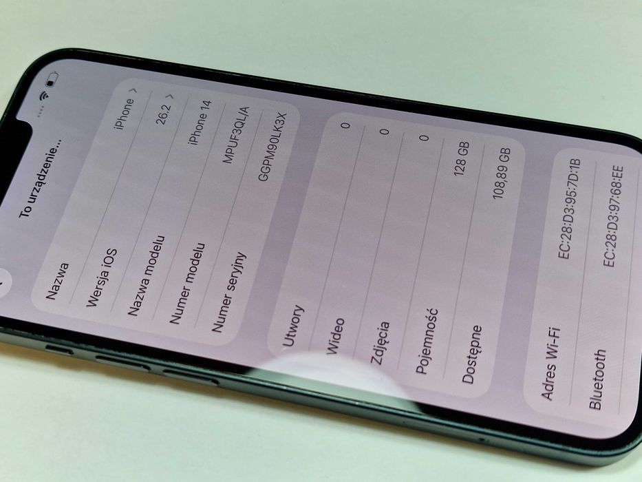 Iphone 14 128GB/ Midnight/ Czarny/ BAT 85%/ Grade B + ładowarka