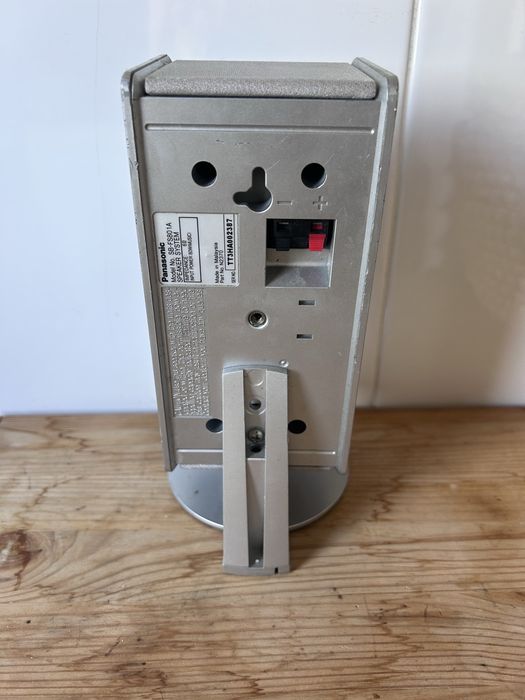 Colunas de som Panasonic antigas