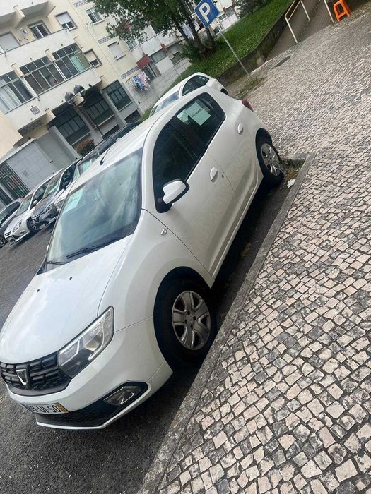 Carro Dacia Sandero