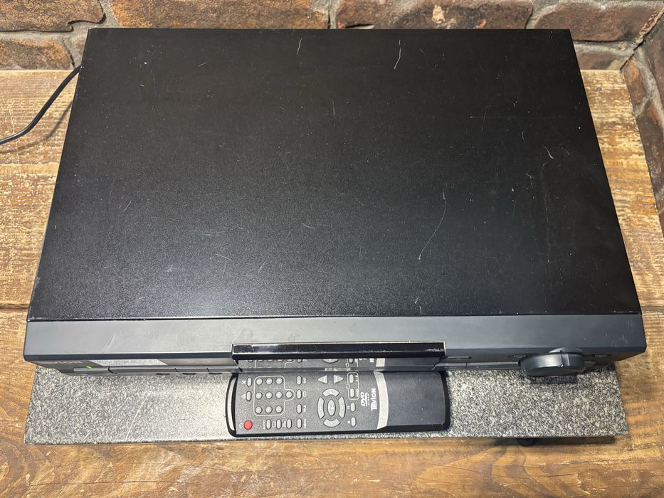Odtwarzacz DVD Tevion DVD 2001 + PILOT
