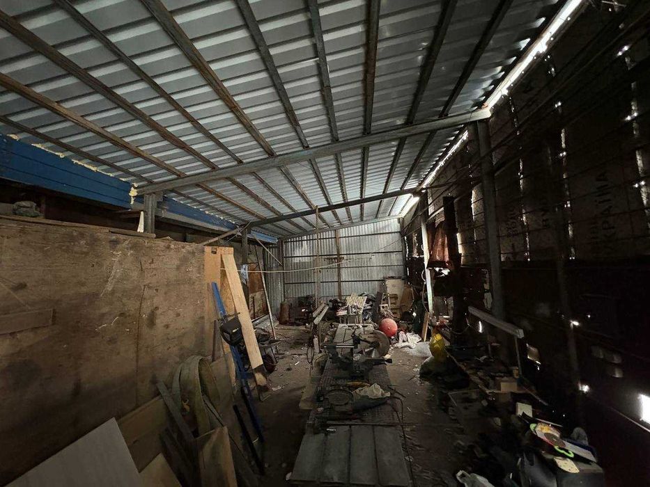 Ангар 90м2, вагончик під офіс і своя огородж.площадка,380В-для виробн.