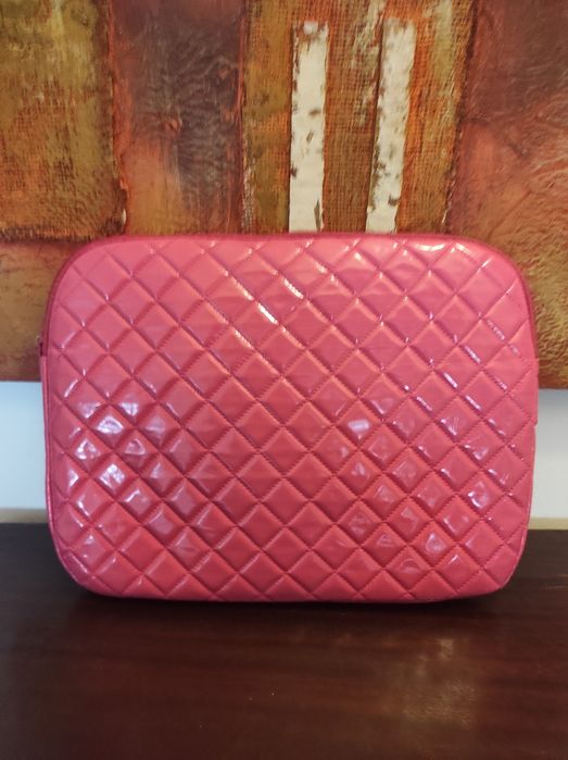 Bolsa nova almofadada para tablet ou outros