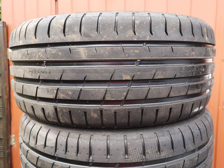 225/40 R18 92Y - Nokian PowerProof - 2021 rok - (8 sztuk)
