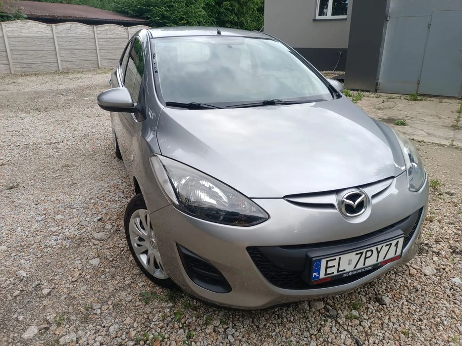 Mazda 2
