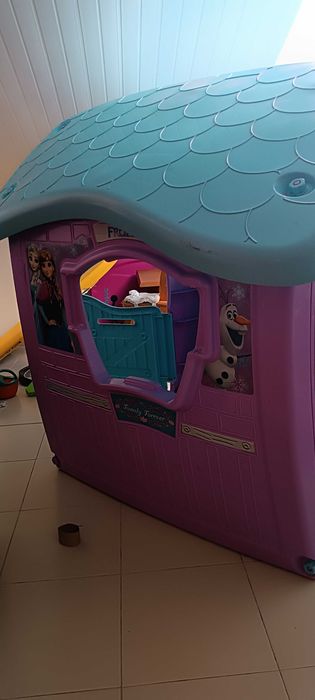 Casinha brincar da Frozen, casa de brincar. Casa menina
