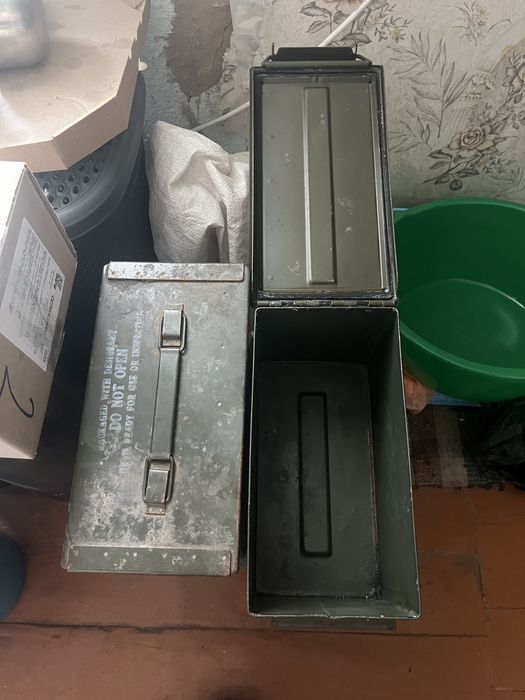 Залишилось 4 штуки (активно до 27 липня)  Продам  ящики з під боєприпасів (Ammo Can) — металеві, герметичні.