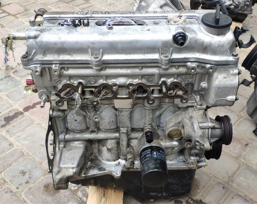 Двигун Nissan Micra k11 1.0 16v