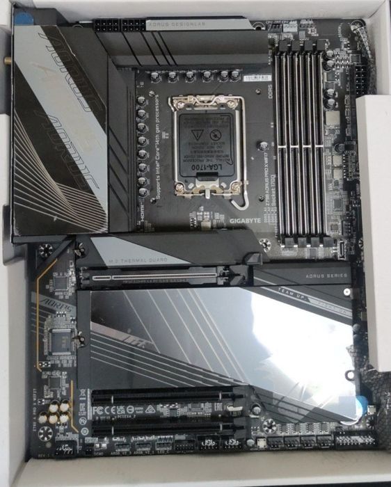 Материнська плата Gigabyte Z790 AORUS PRO X WIFI7/Гар 3 міс/SiliconFox