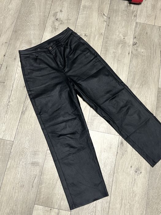 Нові штани з еко шкіри матової хл