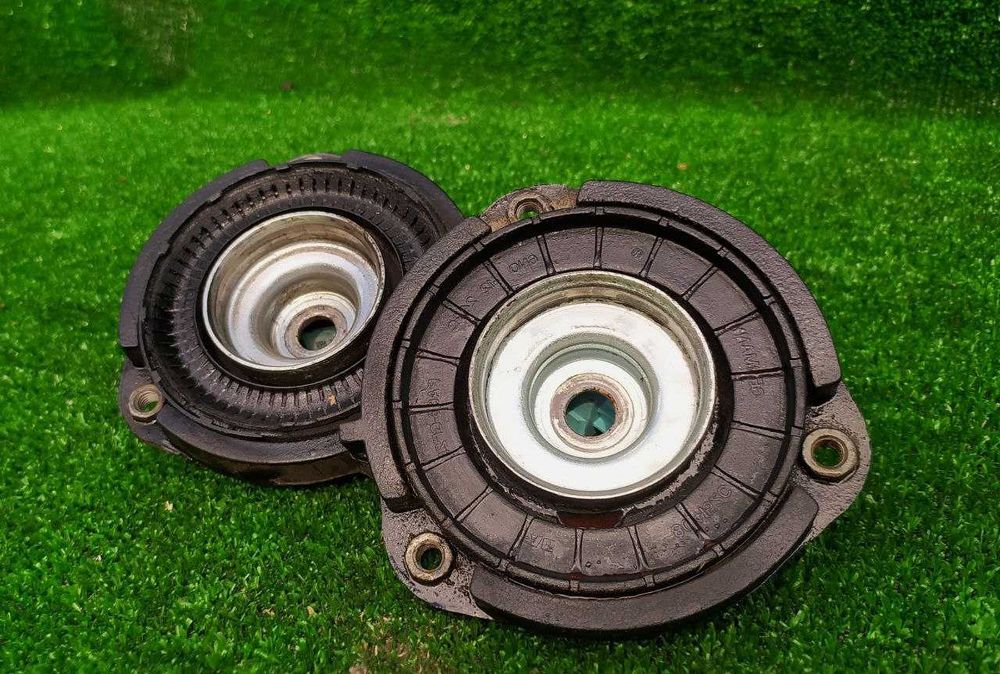 Опора амортизатора Ауді Фольксваген Порше Шкода. Опора стойки