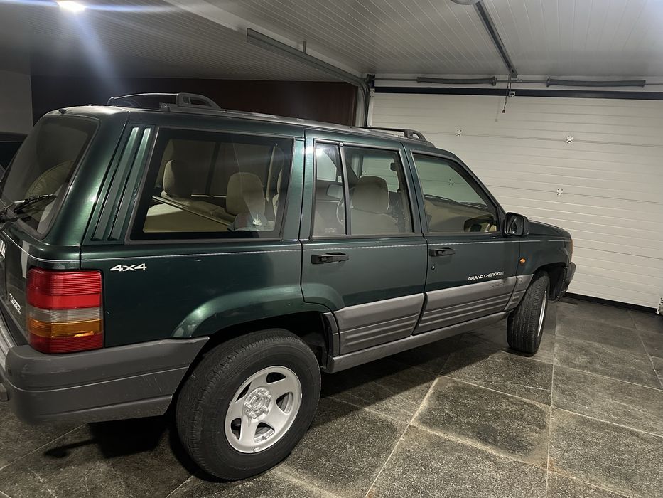 Jeep grand cherokee 2.5 td laredo