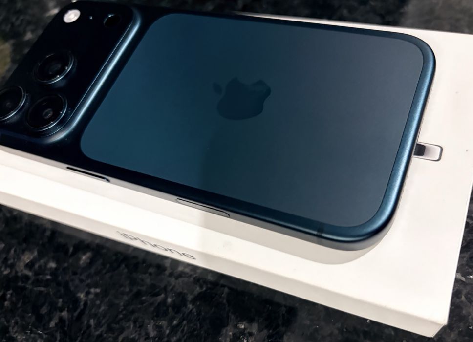 iPhone 17 Pro 256Gb Azul como Novo em caixa
