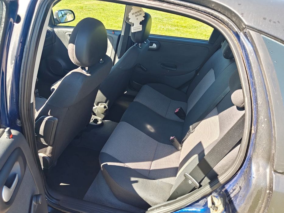 Opel Corsa C 1.2 2004r