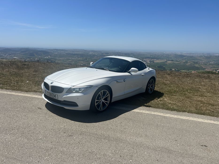 BMW Z4  caixa automatica 8 velocidades