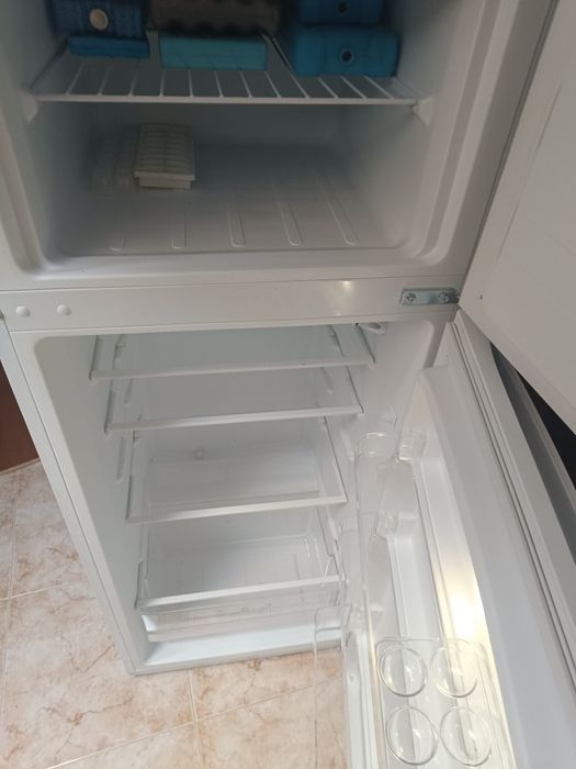 Frigorífico Electronia em Garantia