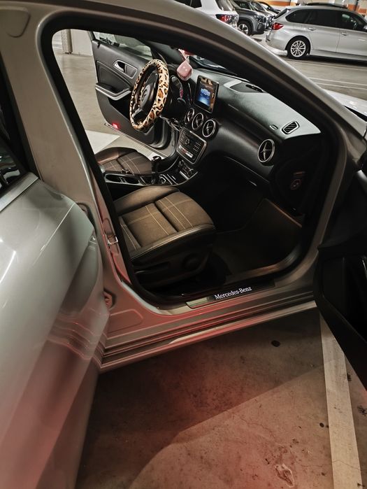 Mercedes-Benz A 160d AMG LINE