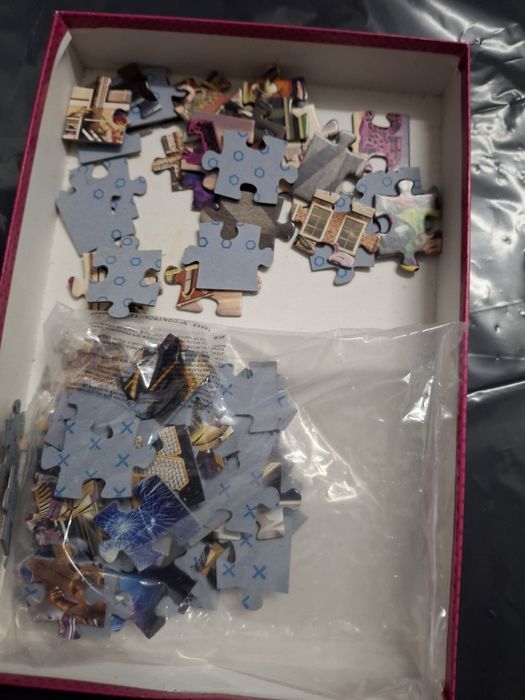 Puzzle Popota com 2 puzzles de 48 peças cada (total: 96 peças).